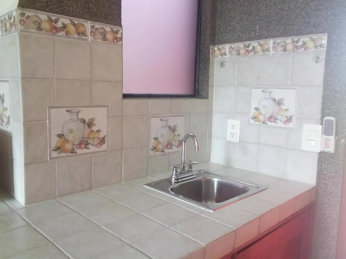 Hotel La Josefina פלאייה דל כרמן